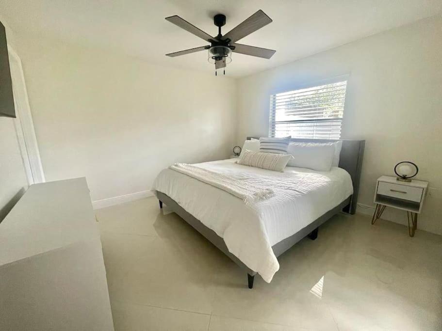 Villa Stylish 3/2 Getaway! Near Theme Parks! à Lakeland Extérieur photo